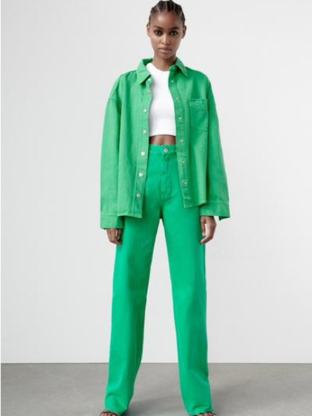 Zara High-Waist wide-Leg Jeans in Green
